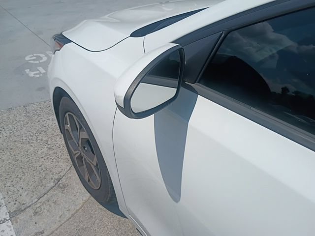 Used 2020 Kia Forte LXS FWD image 11