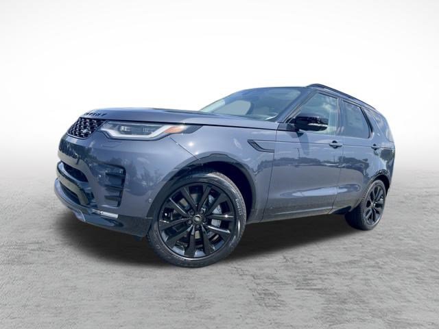 New 2026 Land Rover Discovery Dynamic SE