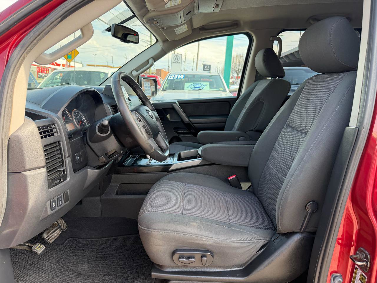 Used 2014 Nissan Titan SV w/ SV Value Truck Package image 2