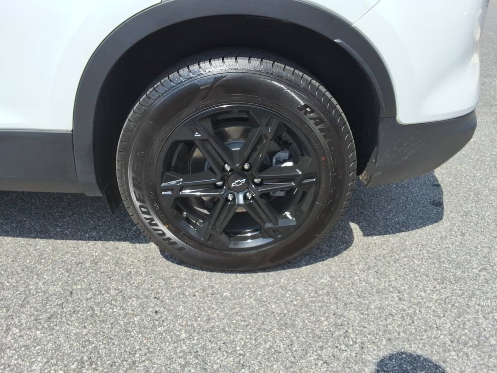 Certified 2023 Chevrolet Blazer LT FWD image 11