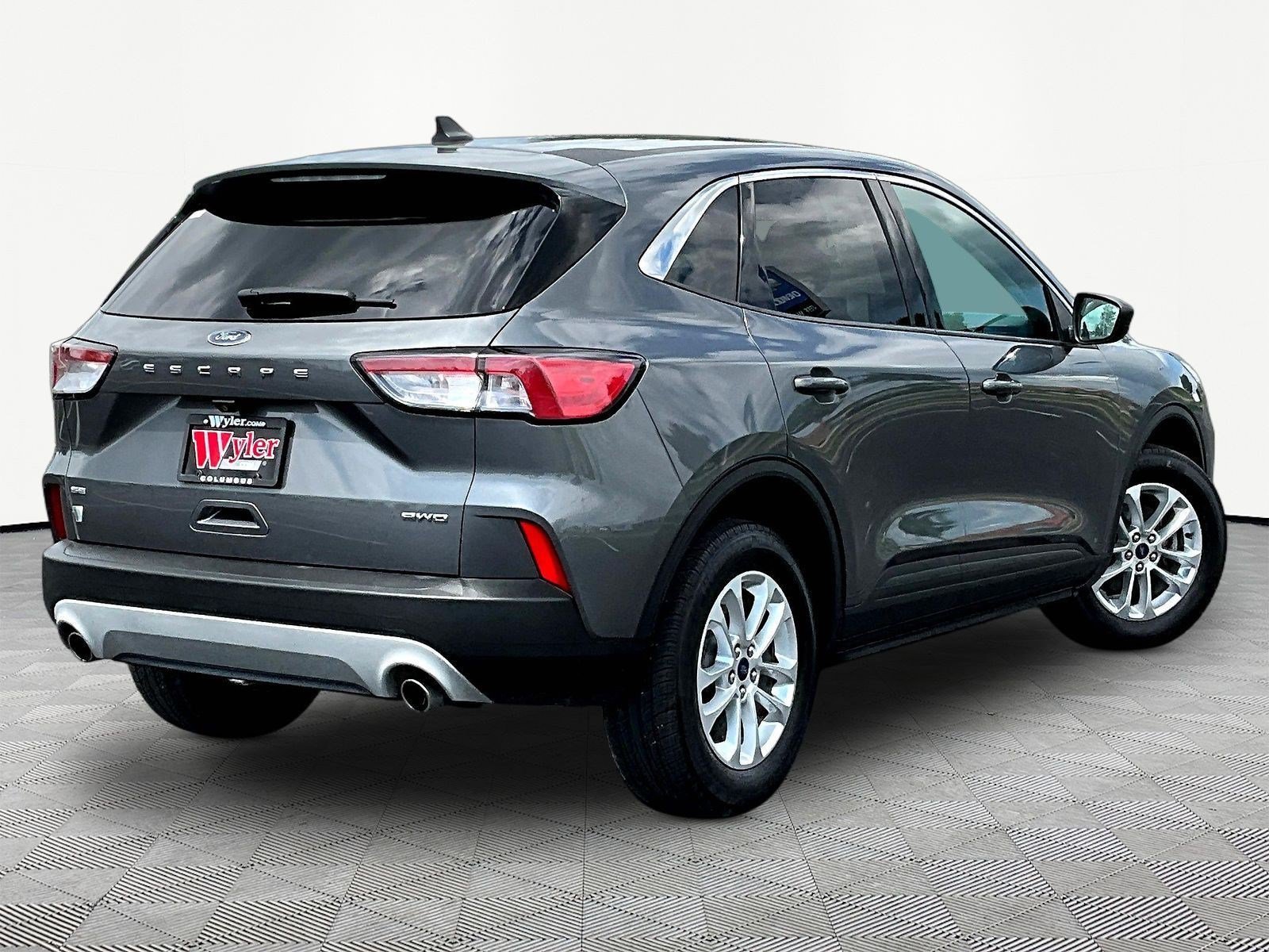 Used 2022 Ford Escape SE AWD/4WD image 6
