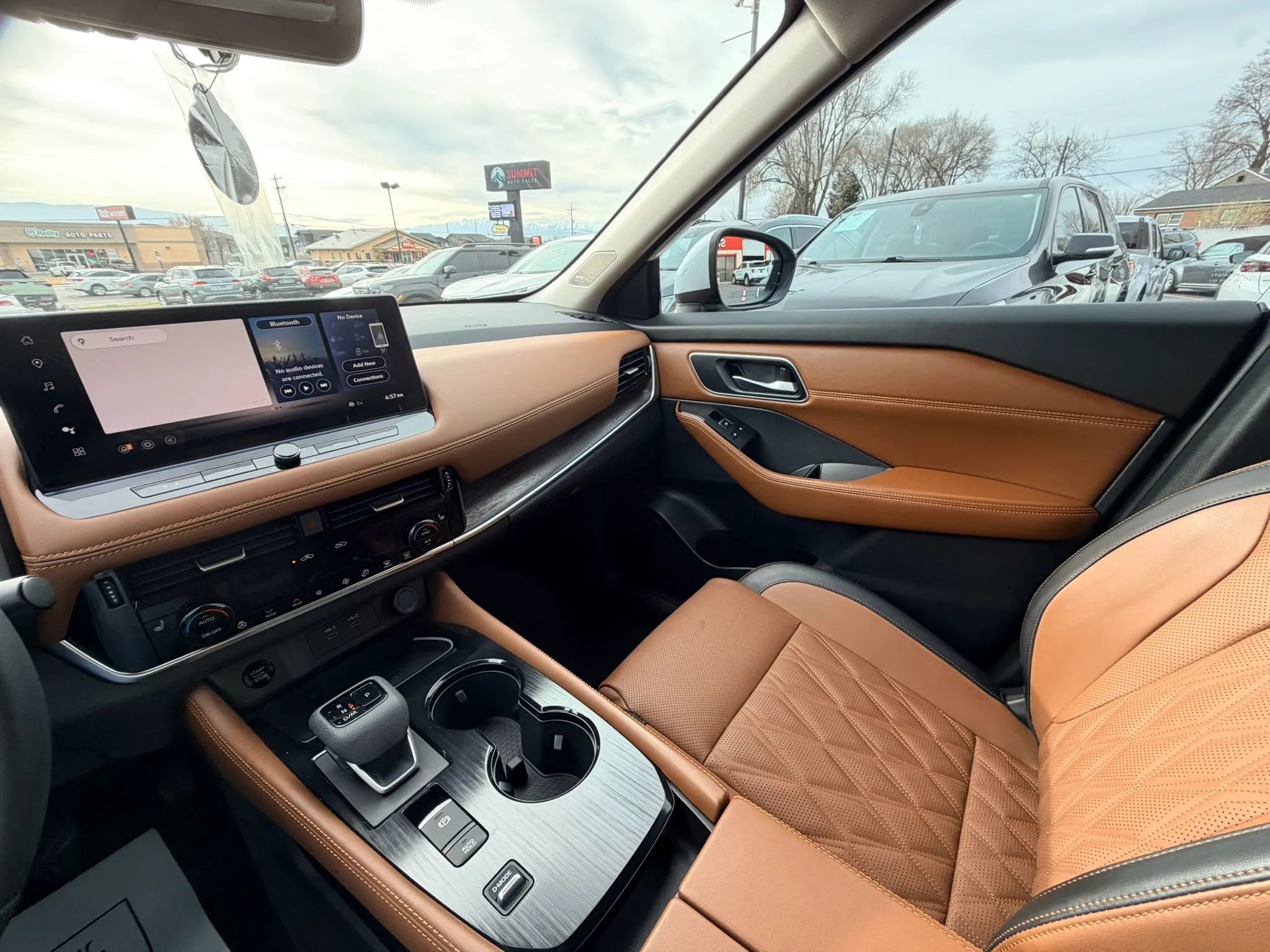 Used 2024 Nissan Rogue Platinum w/ Platinum Premium Package image 20