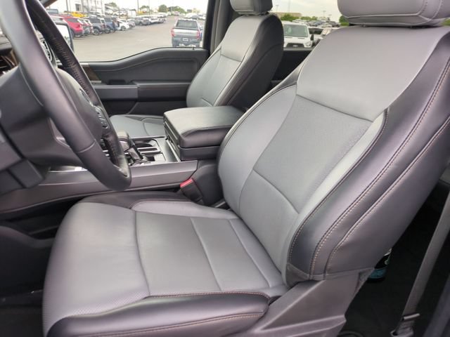 Used 2023 Ford F150 Lightning Lariat AWD/4WD image 15
