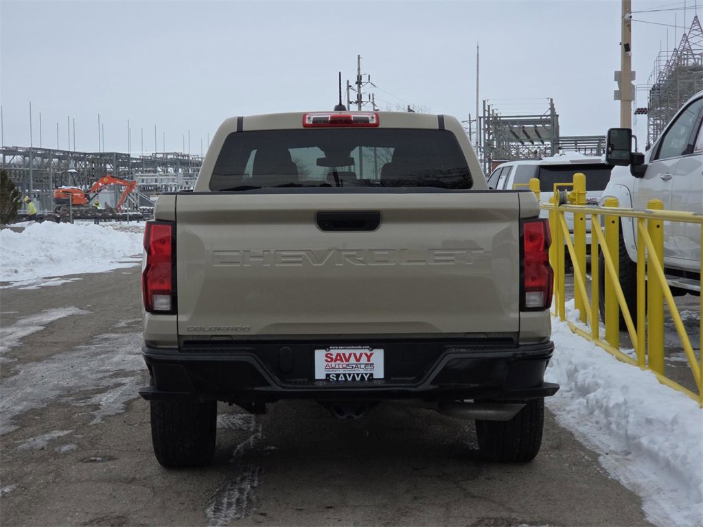 Used 2024 Chevrolet Colorado W/T image 13