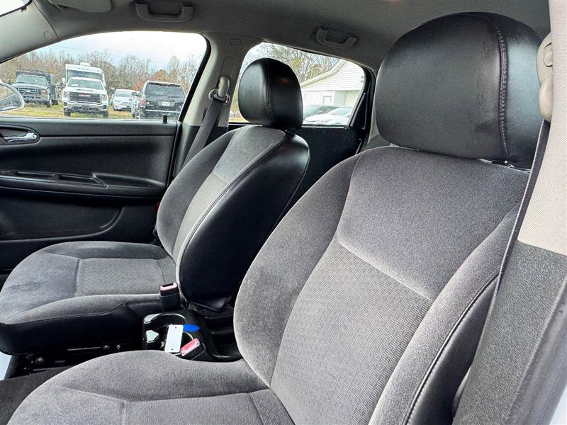 Used 2014 Chevrolet Impala Police image 31