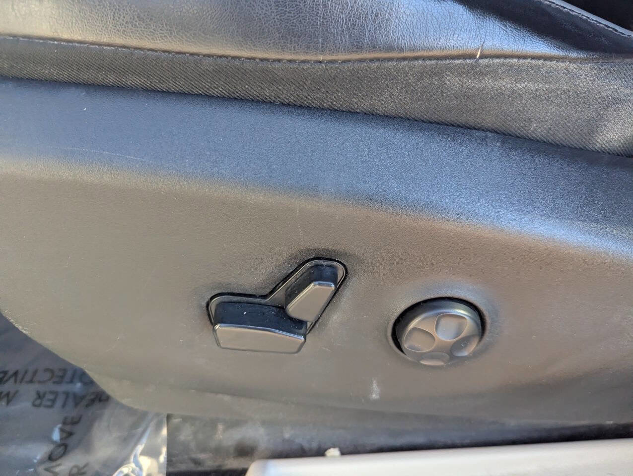 Used 2018 Chrysler Pacifica Limited image 26