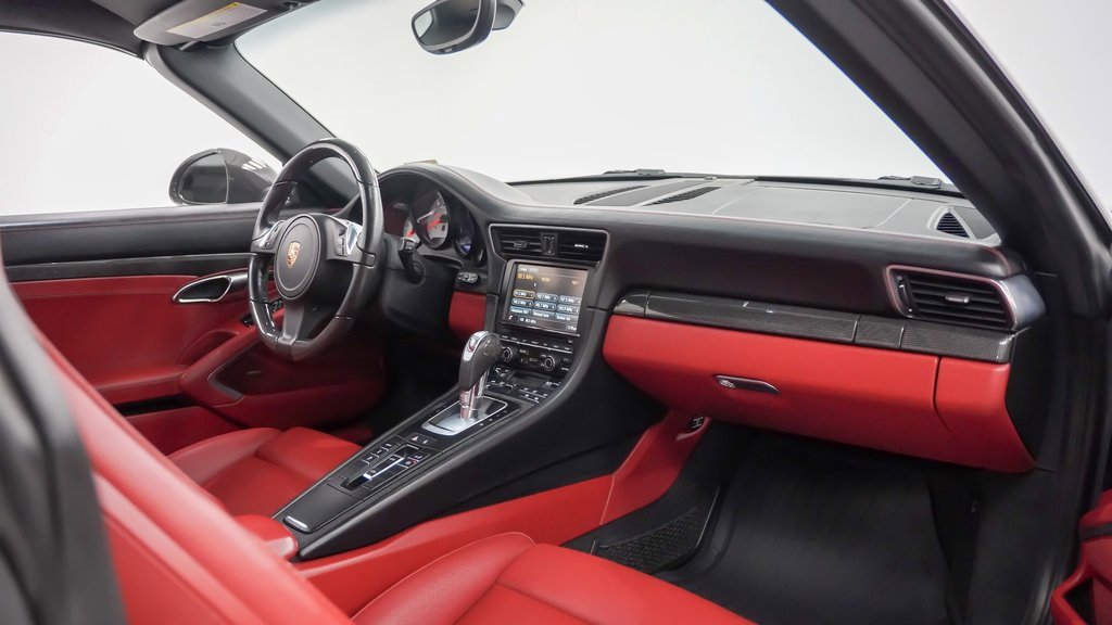 Certified 2015 Porsche 911 Targa 4S image 14