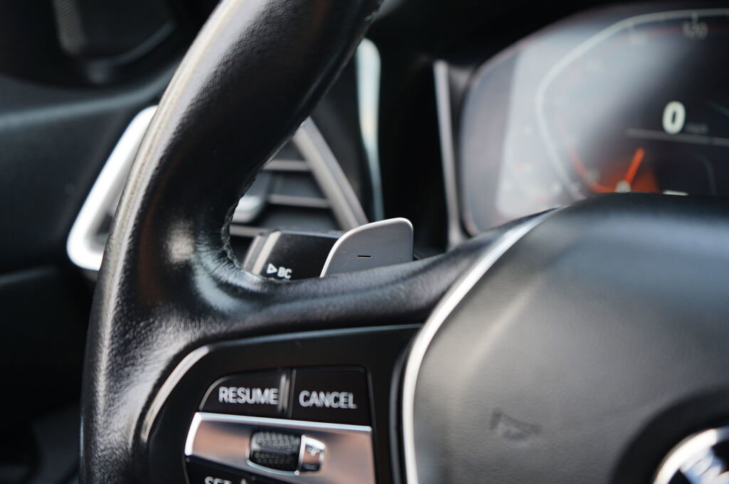 Used 2020 BMW 330i Sedan w/ Convenience Package image 24