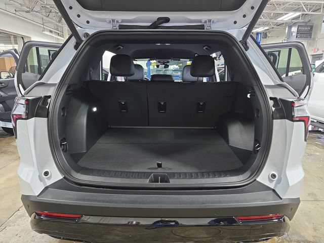 New 2026 Chevrolet Equinox RS w/ Convenience Package III FWD image 15