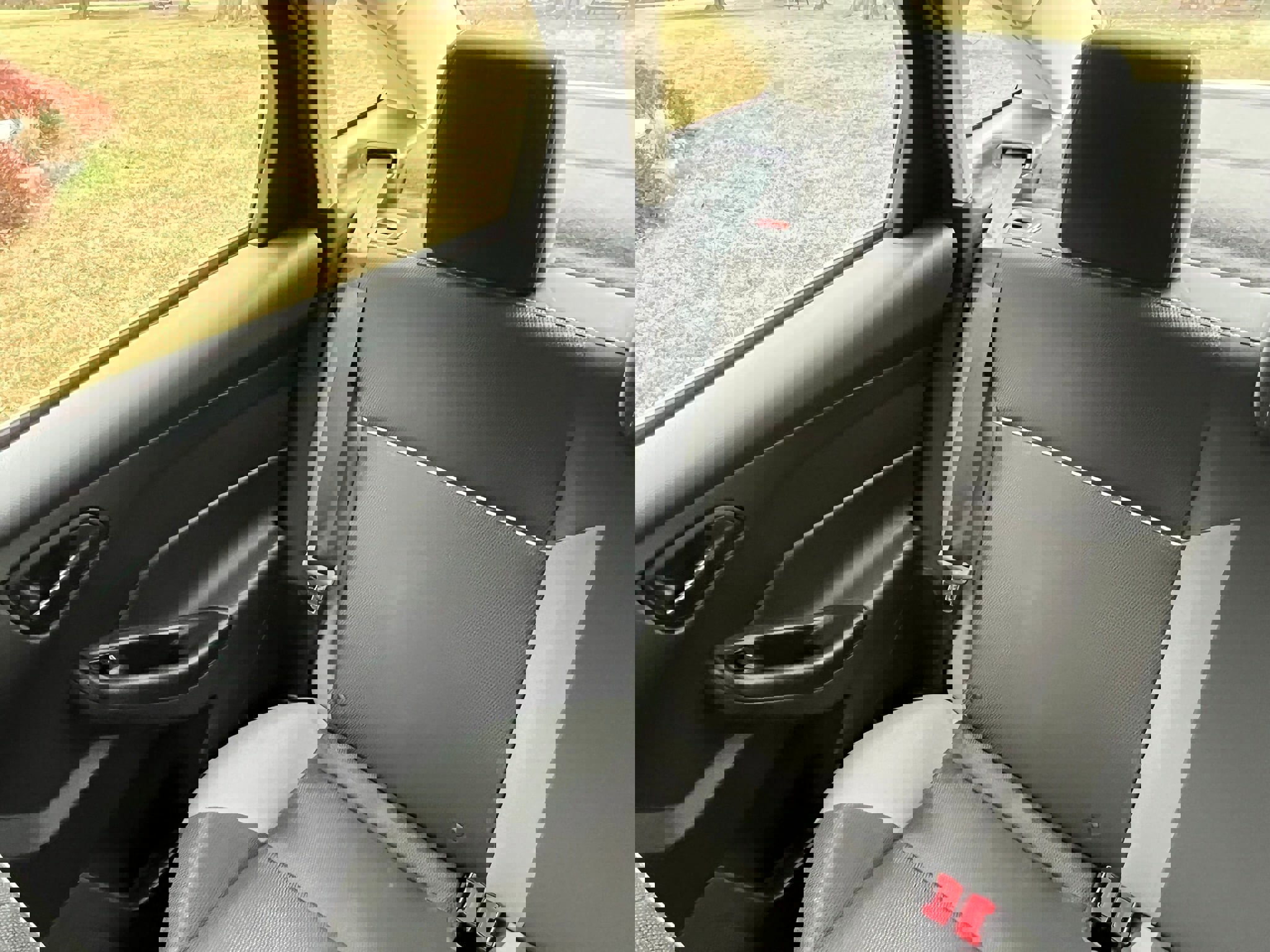 Used 2012 Ford Focus SE image 17