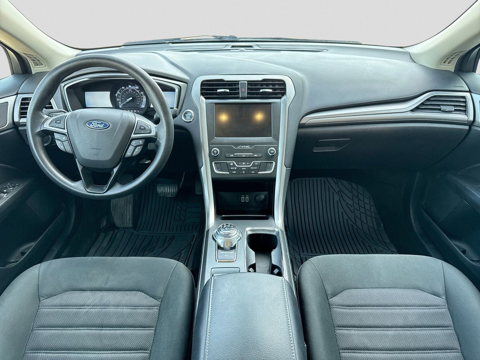 Certified 2020 Ford Fusion SE FWD image 17