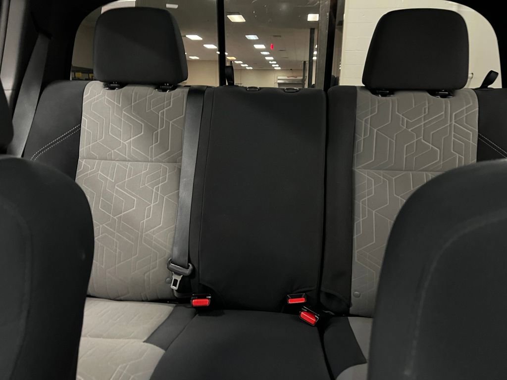Used 2022 Toyota Tacoma TRD Off-Road image 25