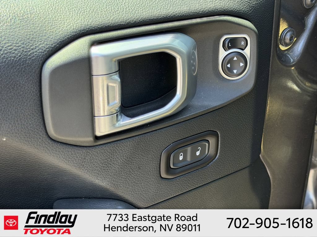 Used 2018 Jeep Wrangler Unlimited Rubicon AWD/4WD image 21
