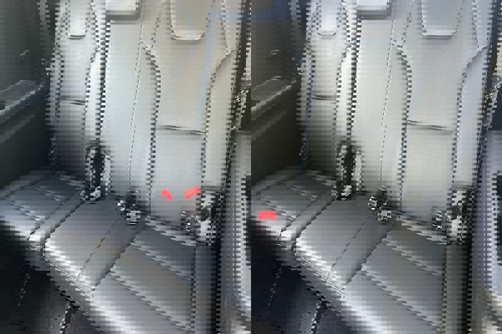 Used 2025 Kia Telluride S image 15