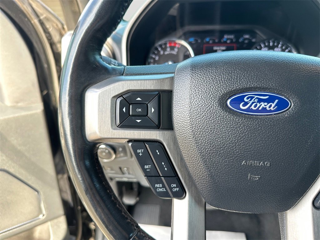 Used 2022 Ford F350 Platinum w/ FX4 Off-Road Package image 21