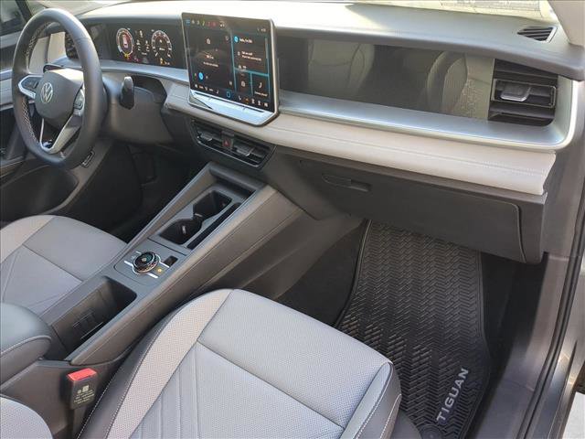 New 2026 Volkswagen Tiguan SE image 27