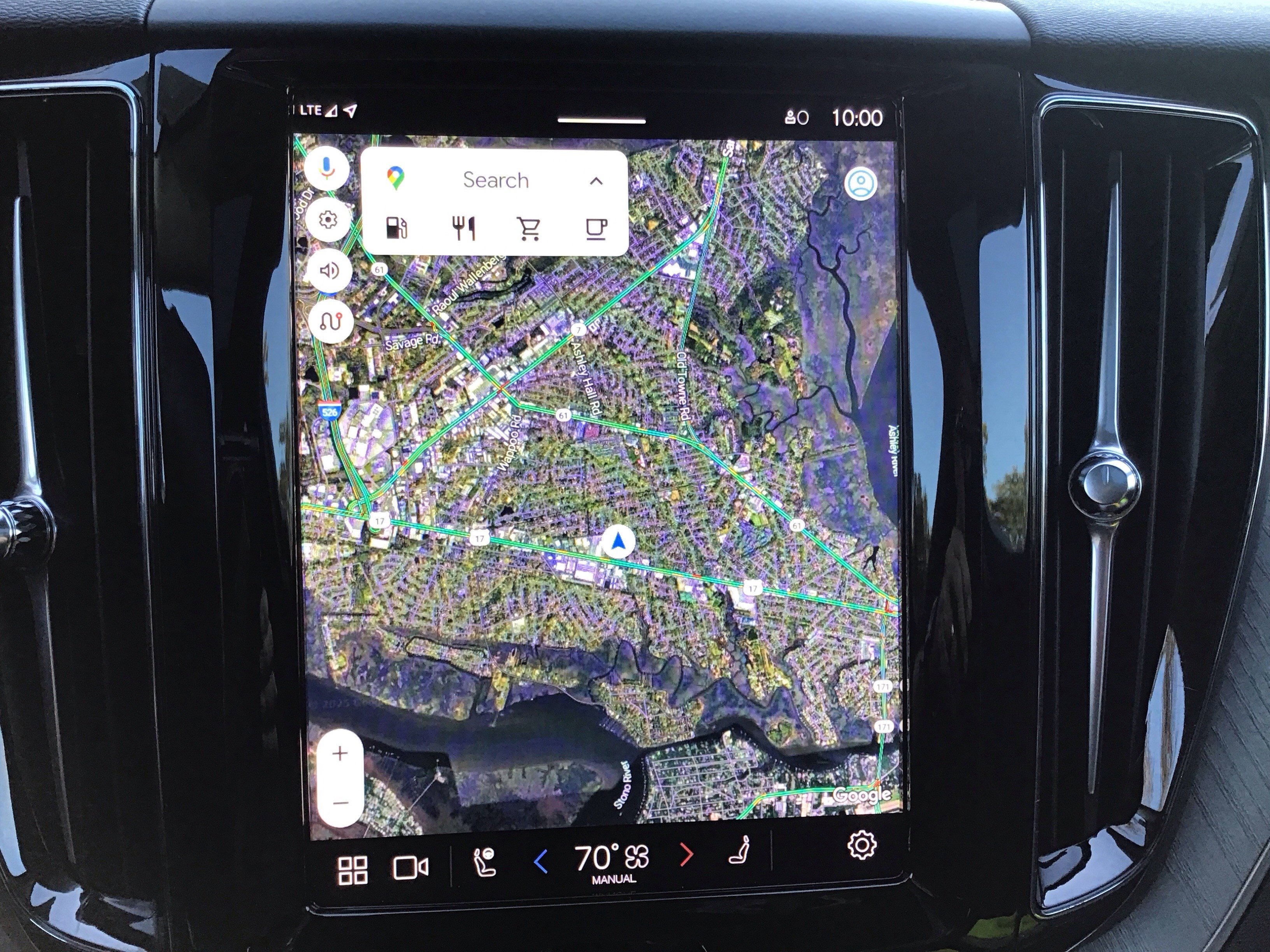 Certified 2025 Volvo XC60 B5 Plus image 38