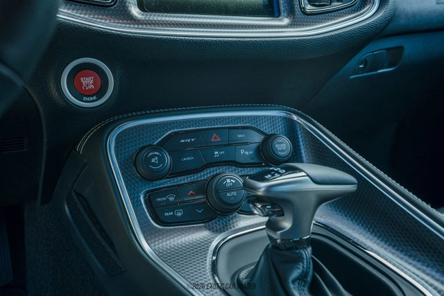 Used 2016 Dodge Challenger SRT Hellcat RWD image 29