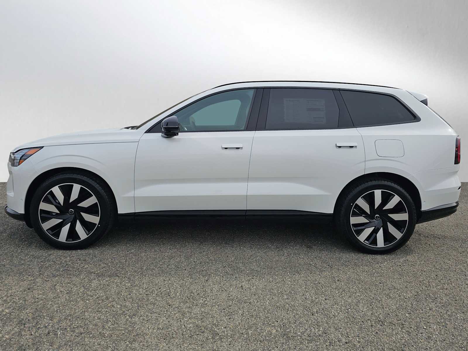 New 2026 Volvo EX90 Ultra image 6