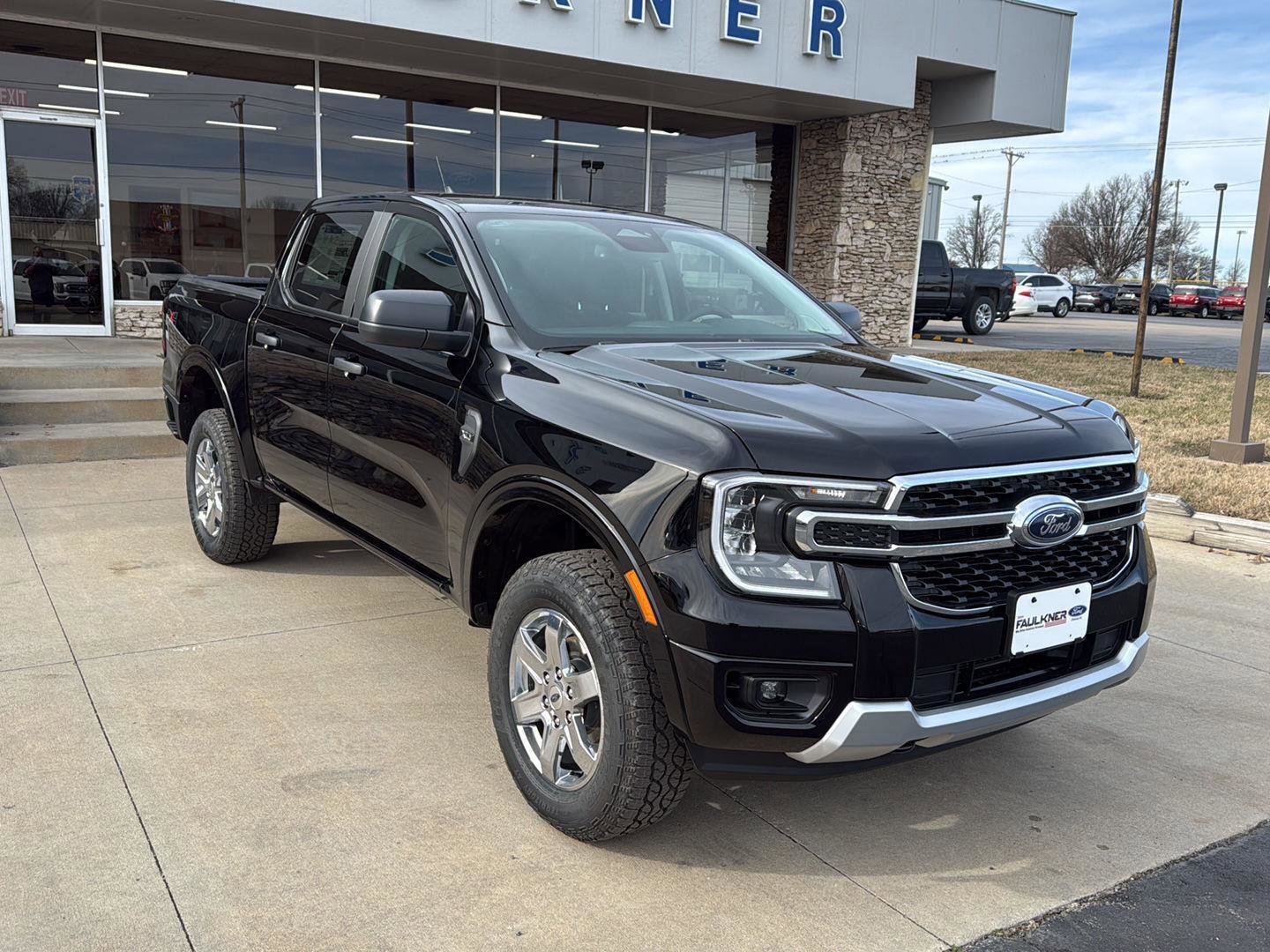 New 2025 Ford Ranger XLT w/ Equipment Group 301A High image 1