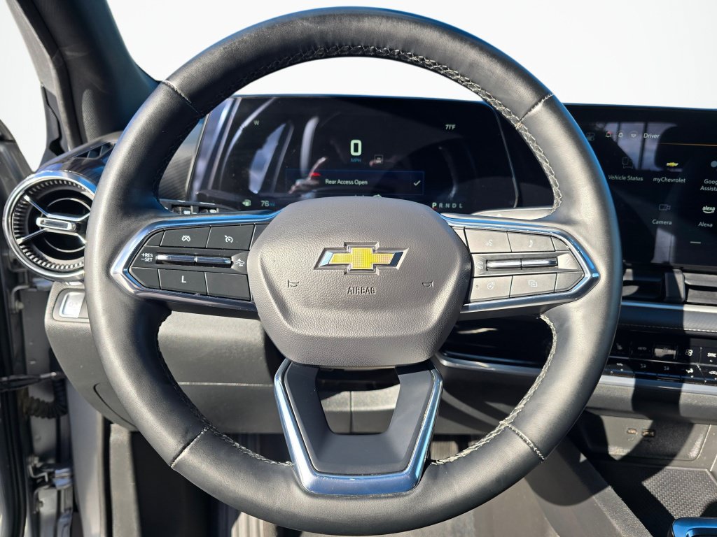 Used 2025 Chevrolet Equinox LT w/ Convenience Package II FWD image 13