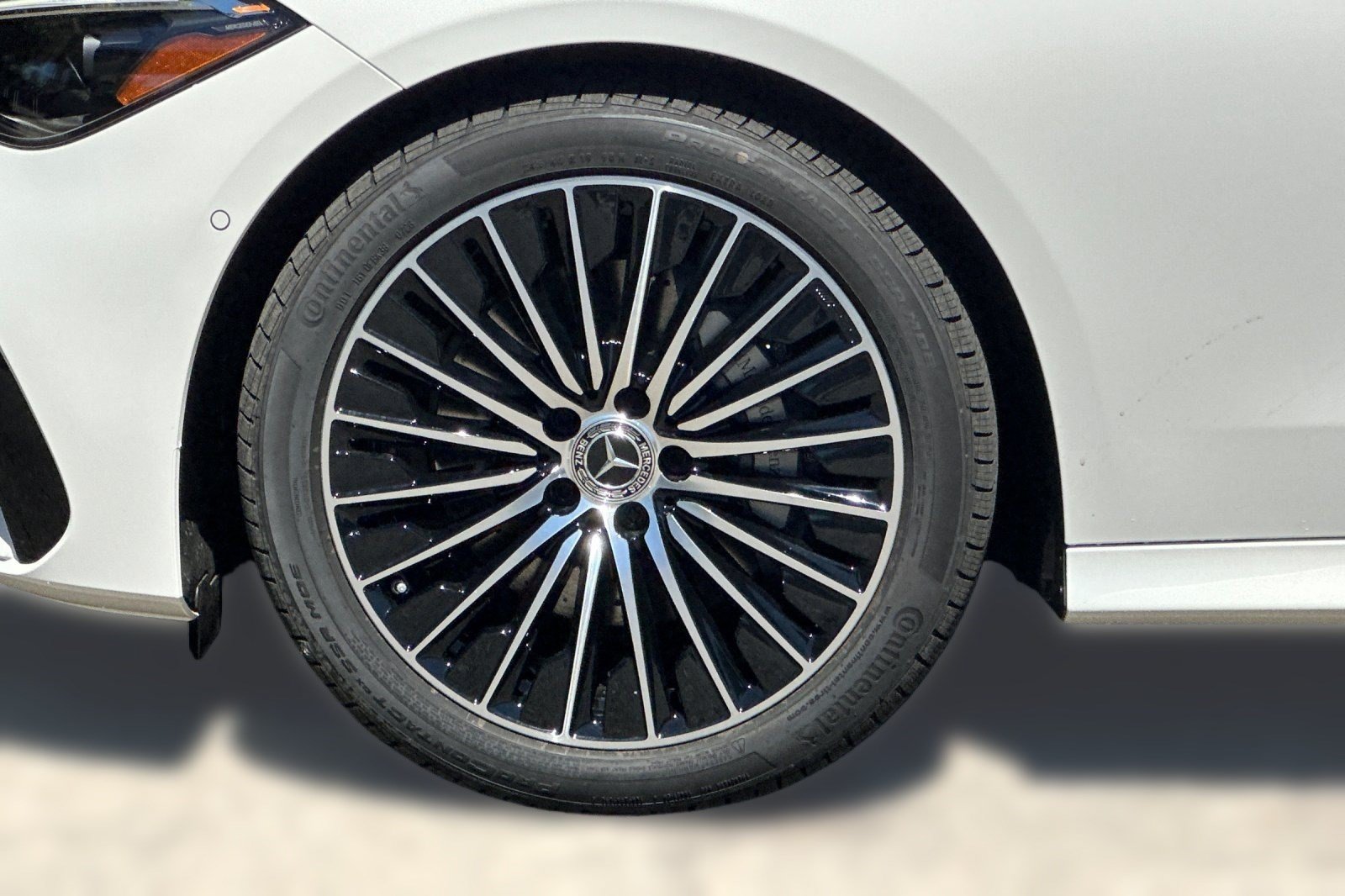 New 2027 Mercedes-Benz CLE 300 4MATIC Coupe image 12