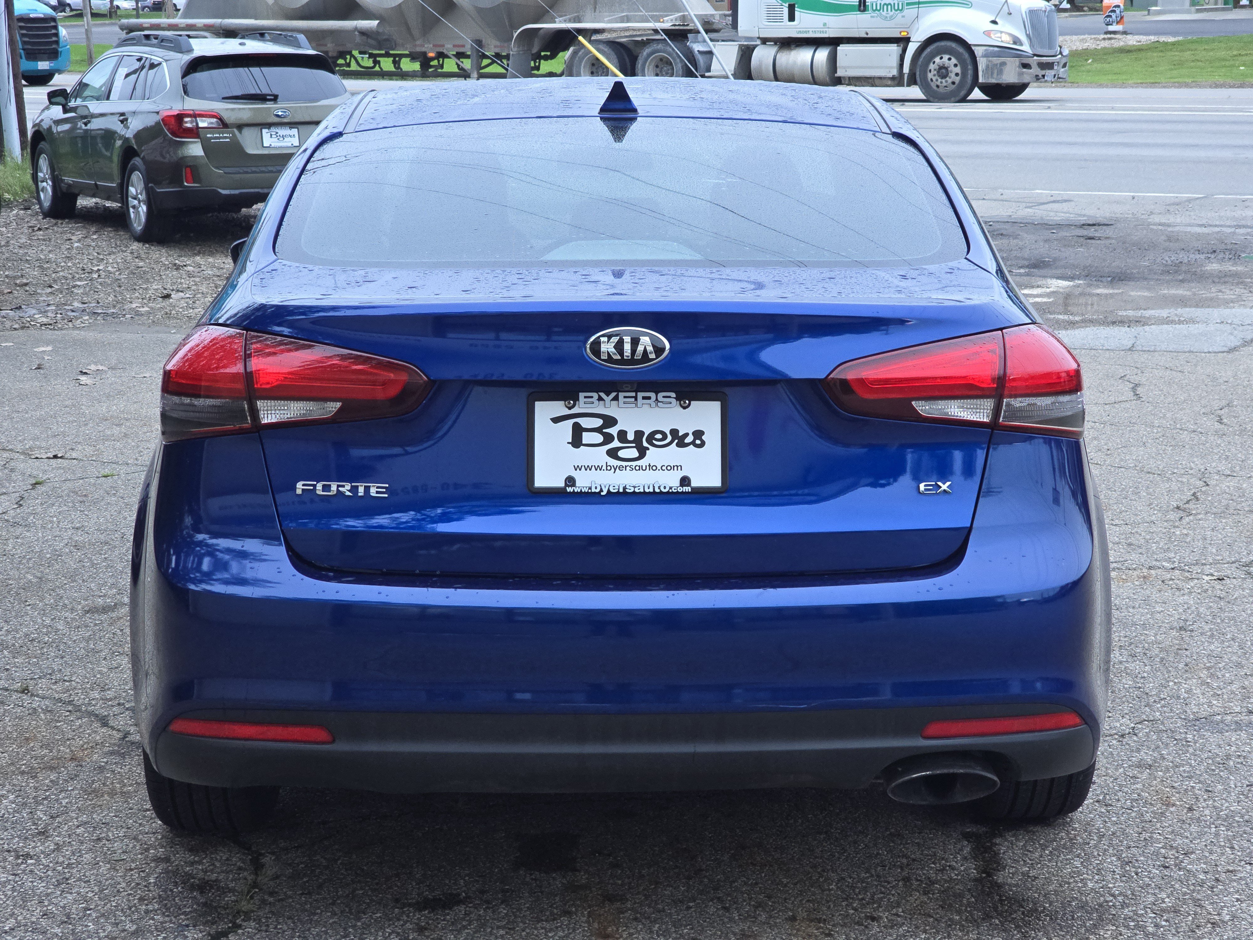 Used 2017 Kia Forte EX FWD image 6