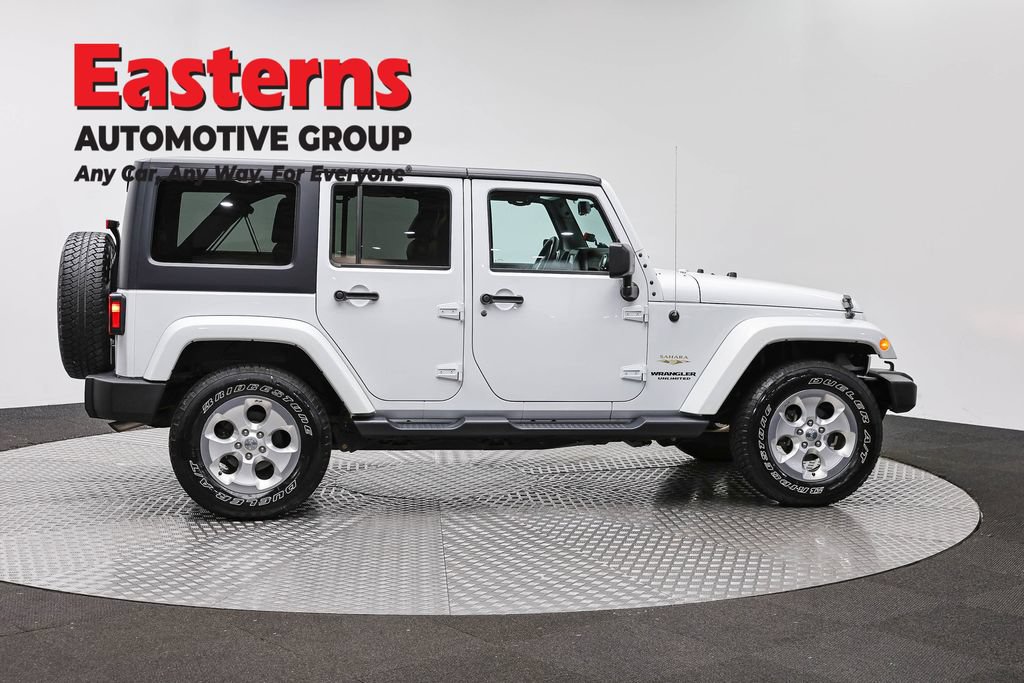 Used 2015 Jeep Wrangler Unlimited Sahara w/ Connectivity Group AWD/4WD image 4