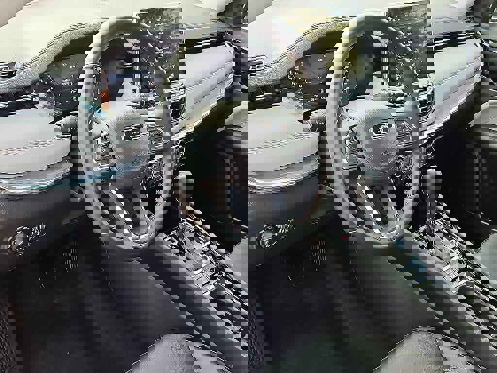 Used 2022 Jeep Compass Limited image 10