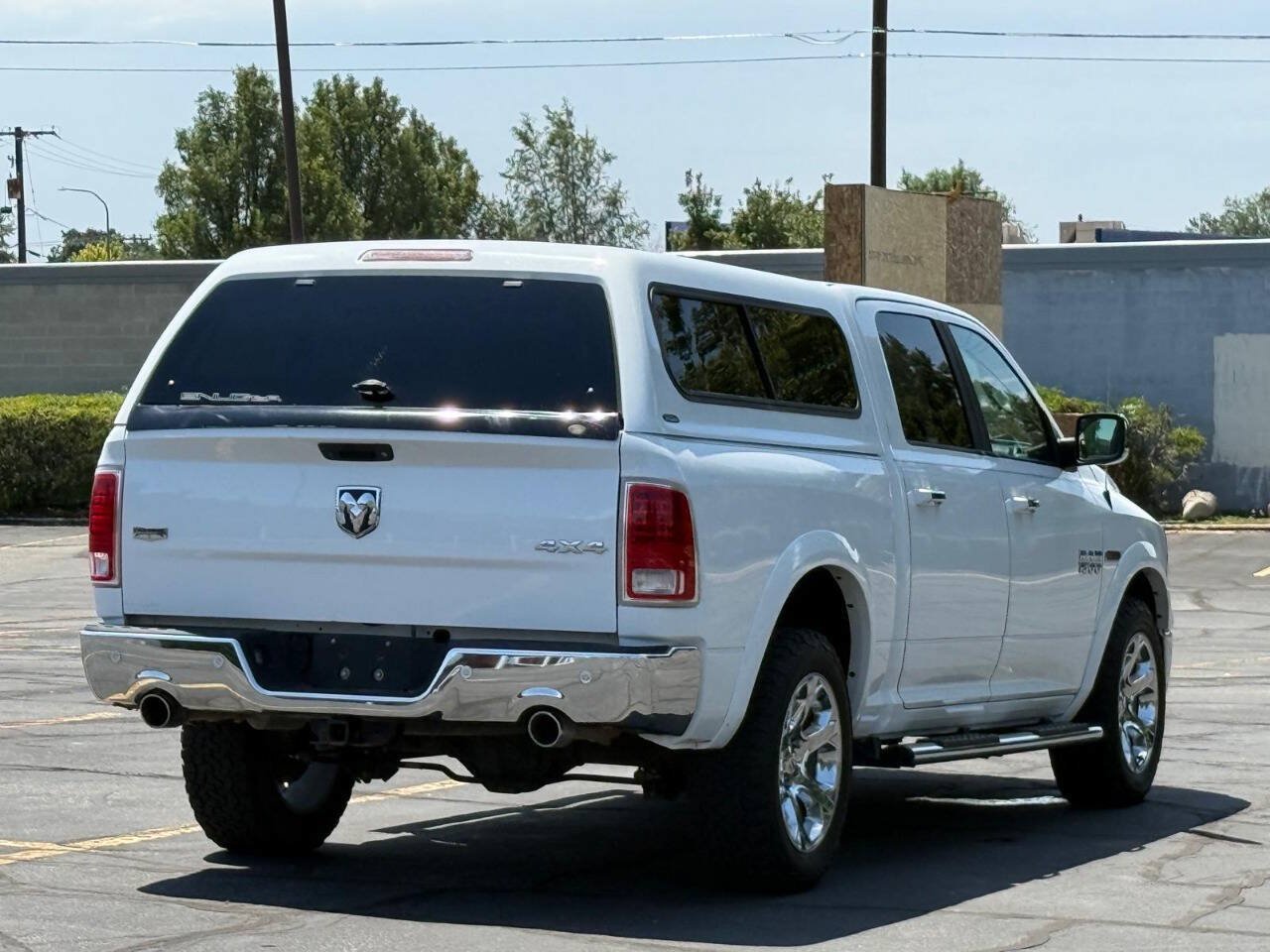 Used 2016 RAM 1500 Laramie w/ Convenience Group AWD/4WD image 5