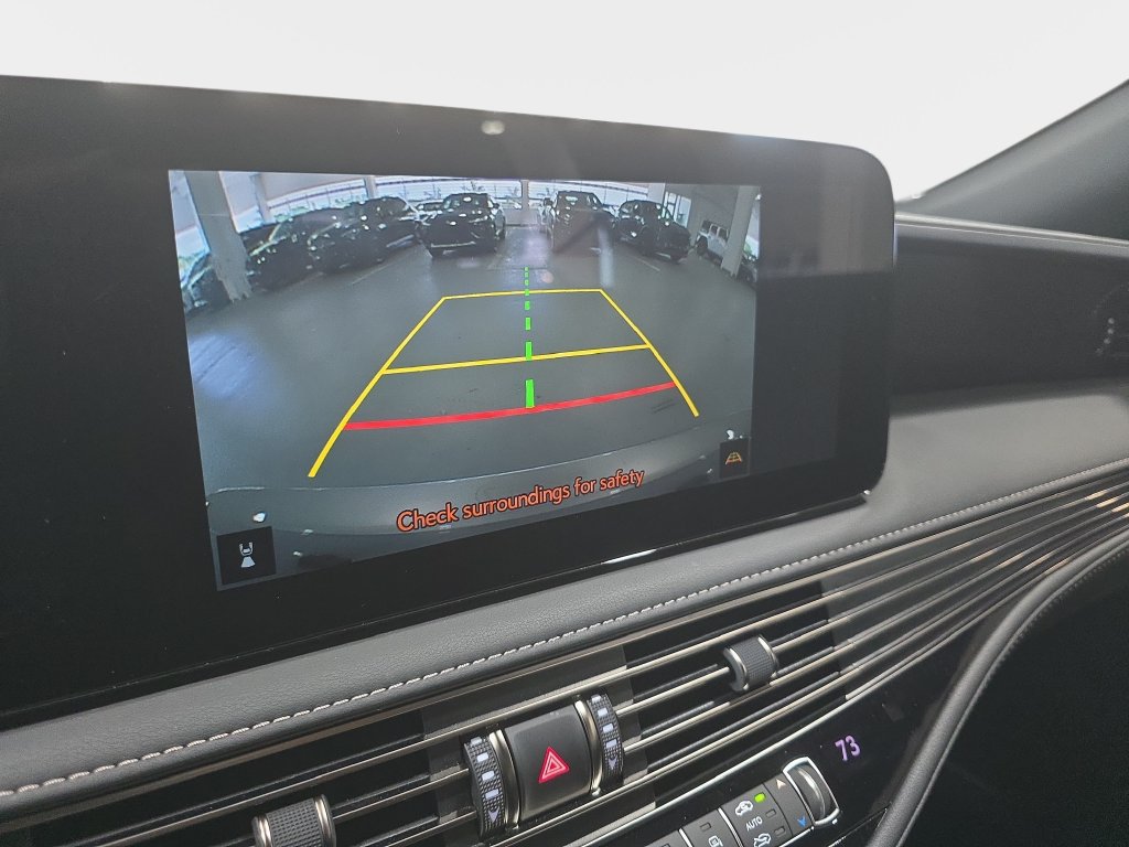 Used 2023 Lexus LS 500 w/ Accessory Package (Z2) RWD image 24