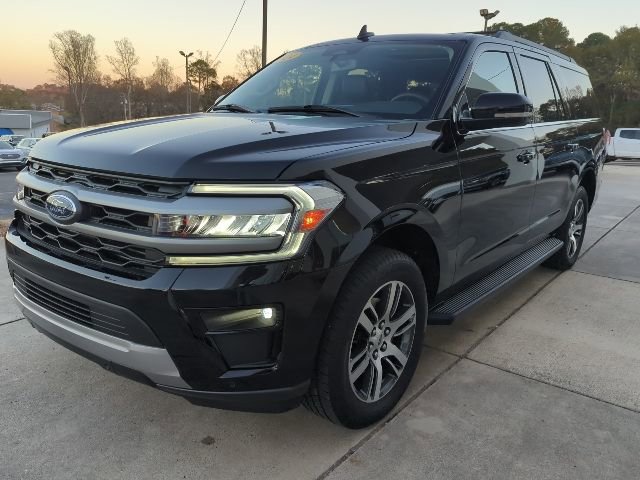 Used 2024 Ford Expedition Max XLT RWD image 3