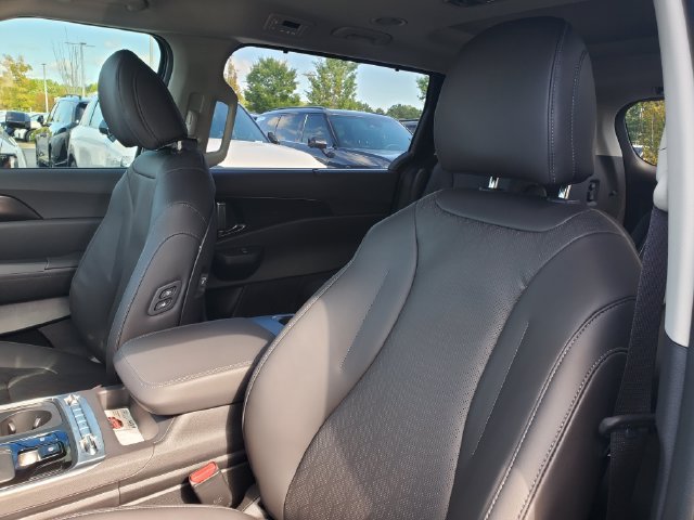 New 2027 Kia Carnival SX FWD image 20
