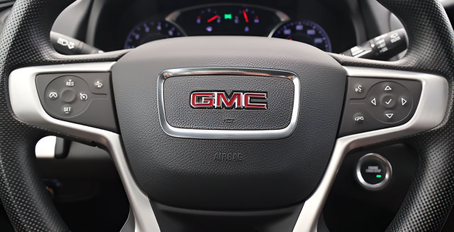 Used 2024 GMC Terrain SLE w/ Driver Convenience Package AWD/4WD image 18