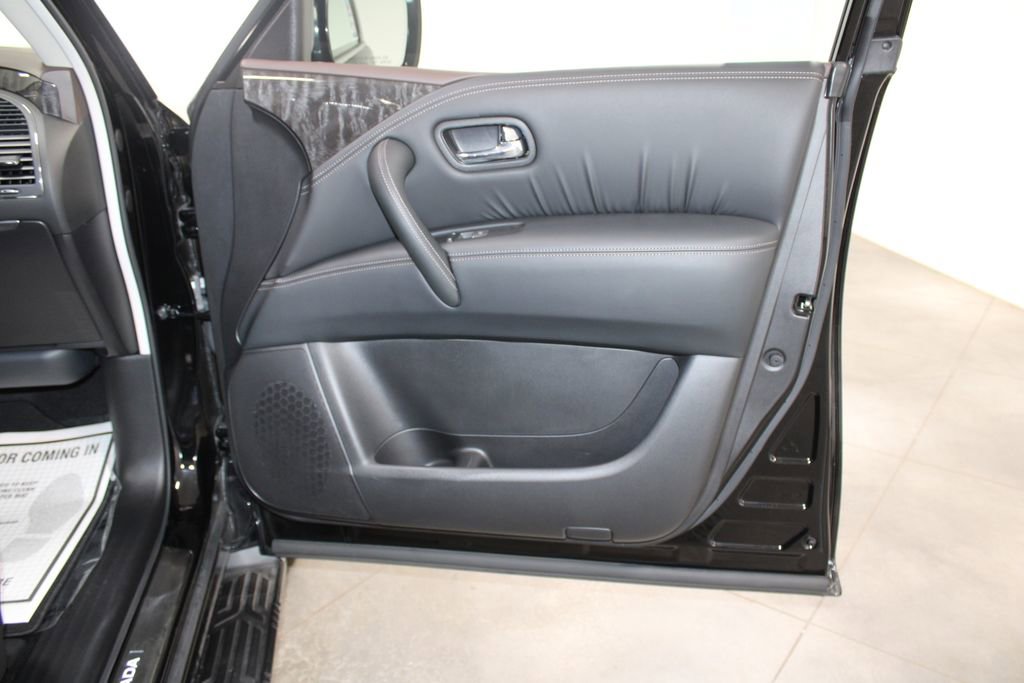 Used 2024 Nissan Armada Platinum w/ Captain's Chairs Package image 34