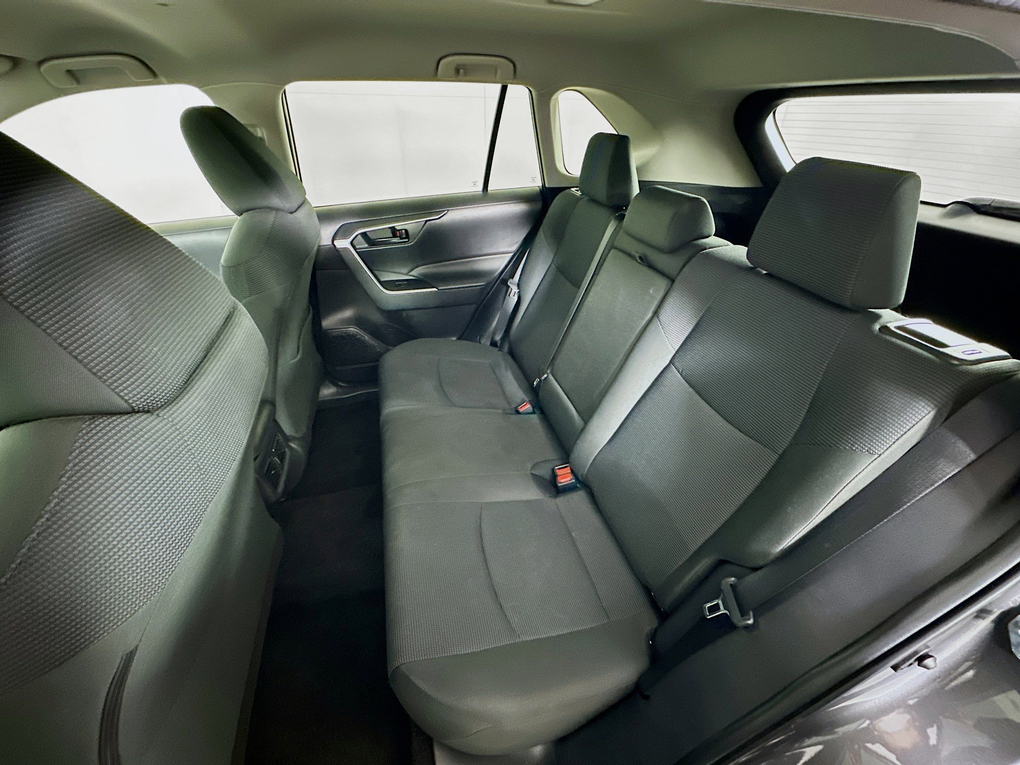 Used 2024 Toyota RAV4 LE image 25