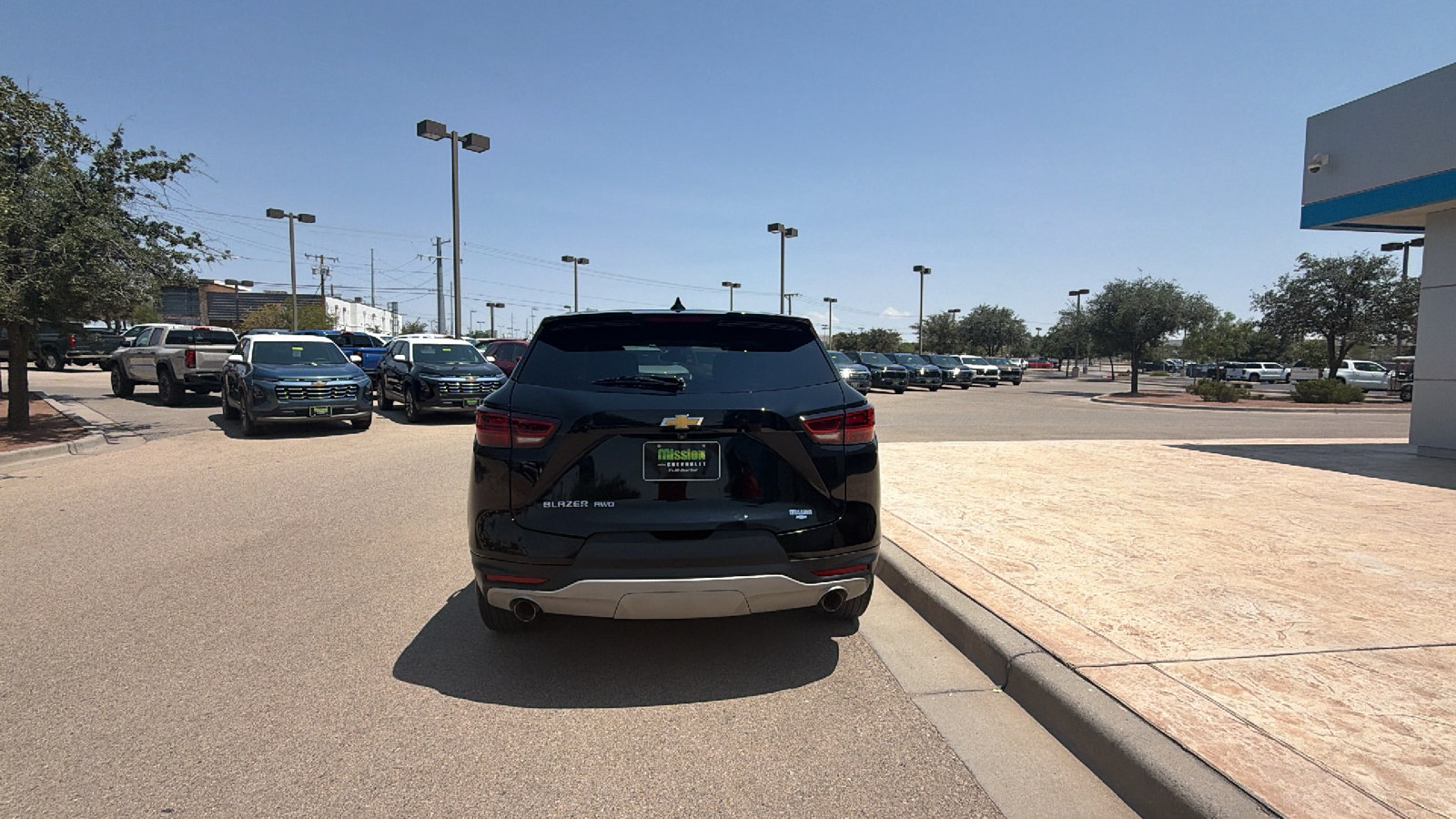 Used 2023 Chevrolet Blazer LT AWD/4WD image 5