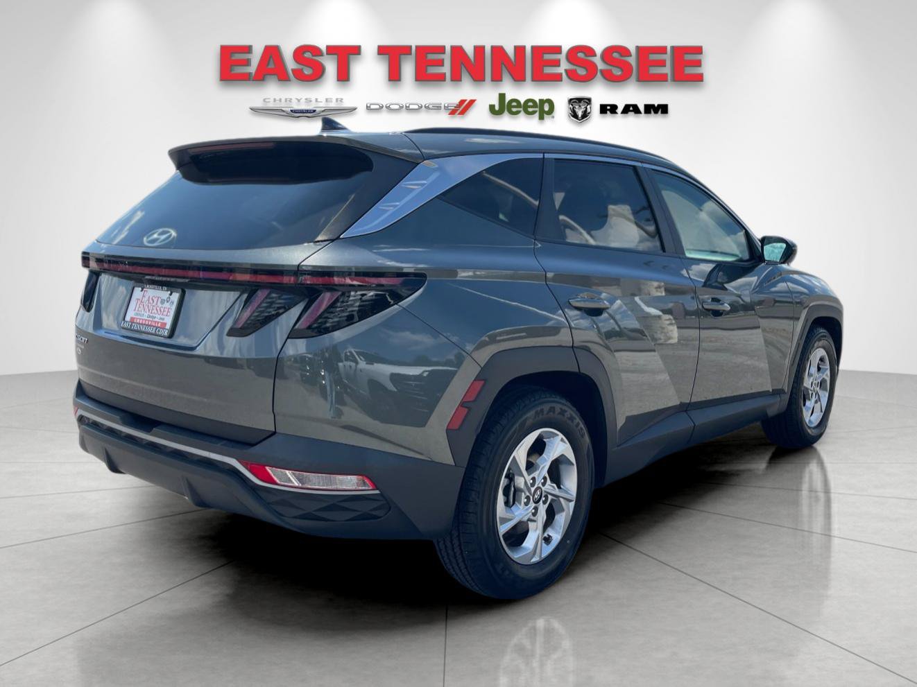 Used 2023 Hyundai Tucson SEL FWD image 3