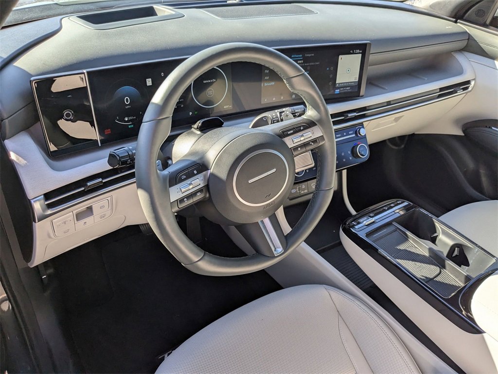 Certified 2025 Hyundai Tucson Limited image 10