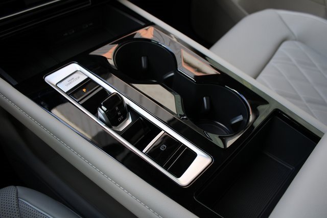 New 2026 Volkswagen Atlas SEL Premium R-Line image 7