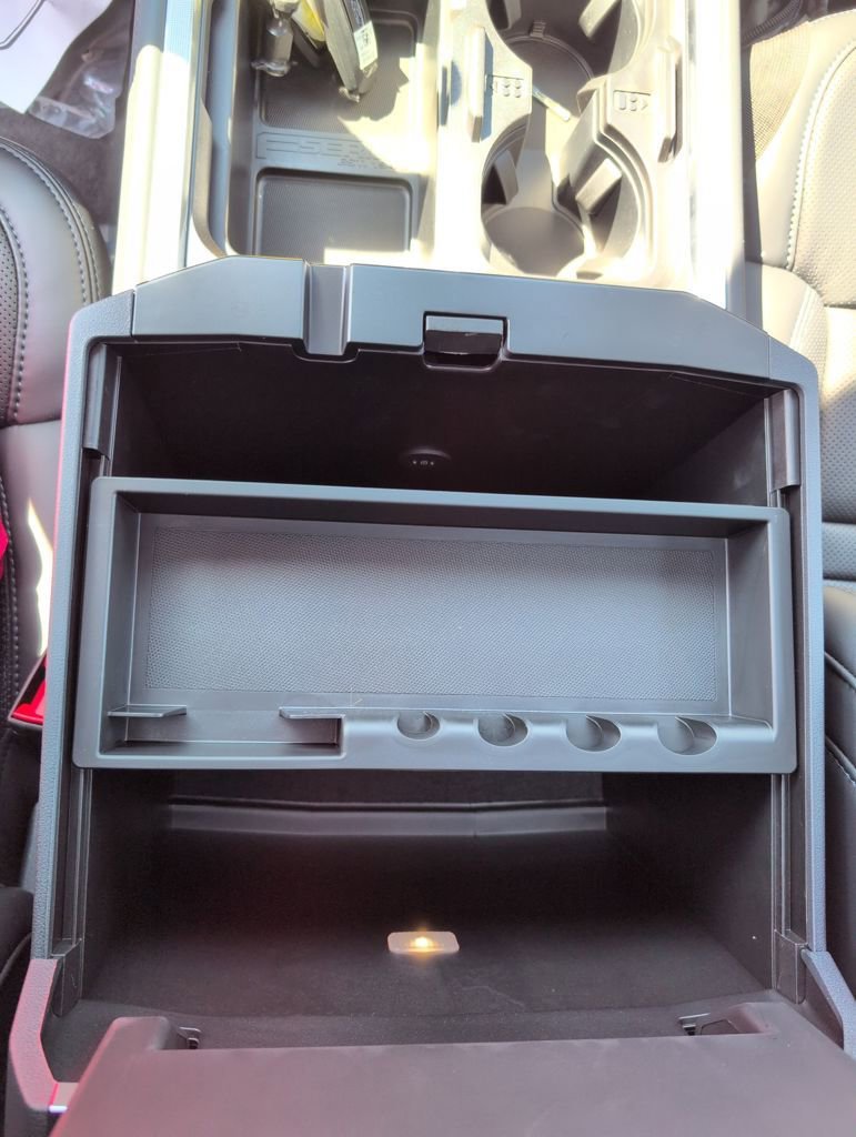 New 2026 Ford F350 Platinum w/ FX4 Off-Road Package image 34