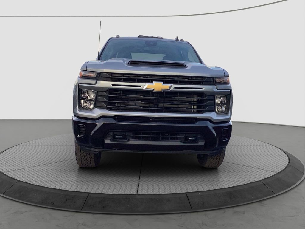 New 2026 Chevrolet Silverado 2500 Custom image 2