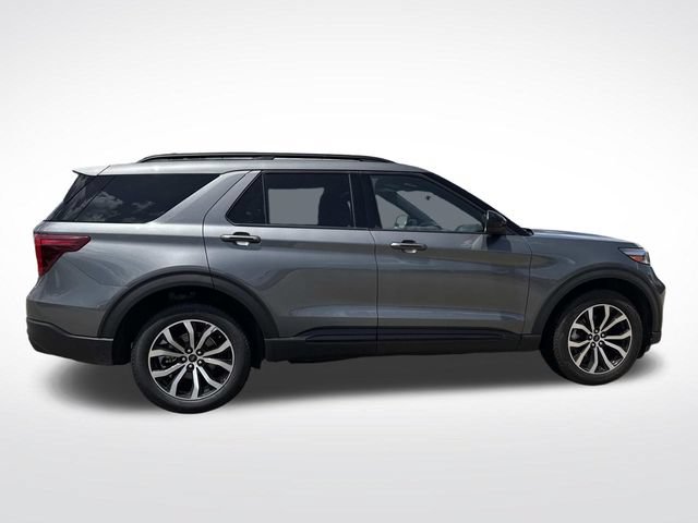 Used 2024 Ford Explorer ST AWD/4WD image 12