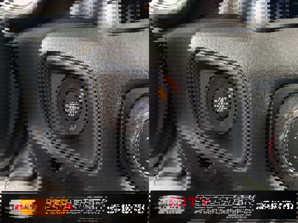 New 2025 Jeep Gladiator Sport image 17