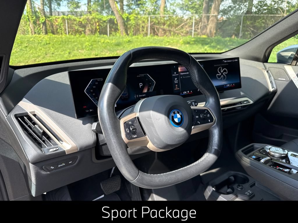 Certified 2024 BMW iX xDrive50 w/ Premium Package AWD/4WD image 15