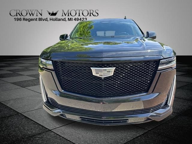 Used 2022 Cadillac Escalade Sport w/ Touring Package AWD/4WD image 2