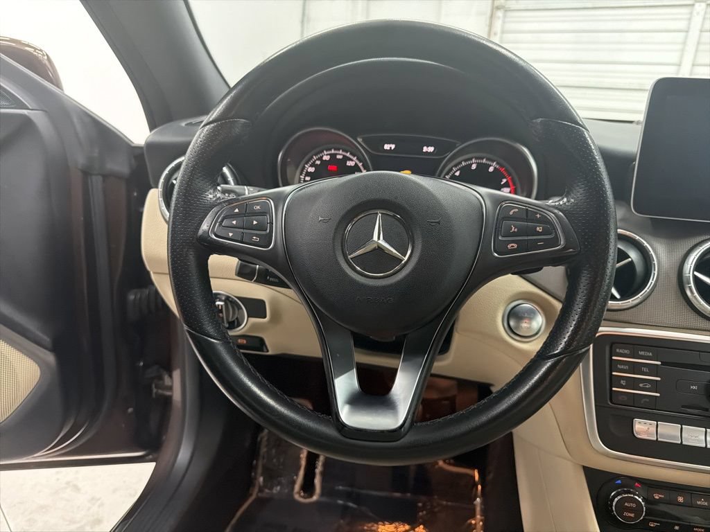 Used 2018 Mercedes-Benz CLA 250 image 15