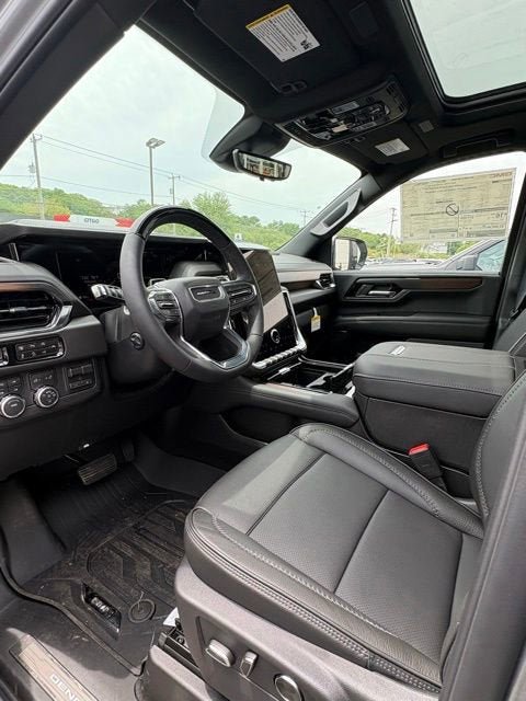 New 2026 GMC Yukon XL Denali w/ Denali Reserve Package AWD/4WD image 15