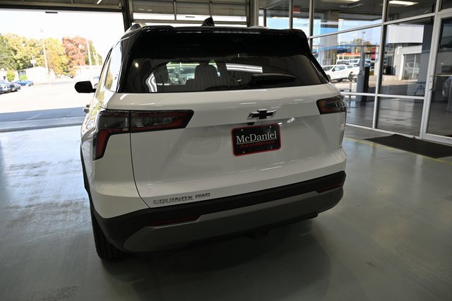 New 2026 Chevrolet Equinox LT w/ Convenience Package II image 6