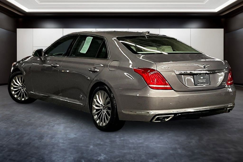 Used 2018 Genesis G90 3.3T Premium image 4